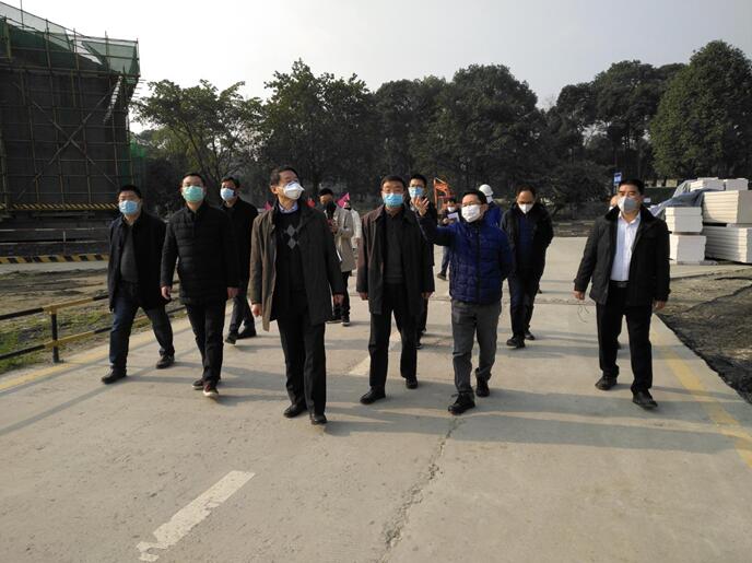 集团党委书记、董事长任丁率队 赴金牛宾馆检查工作